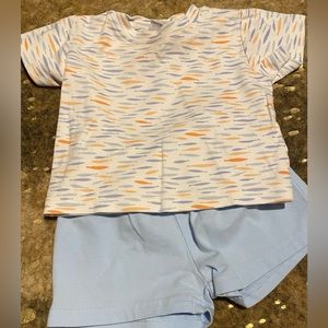 Squiggles By Charlie Fish shirt and shorts sz:12m